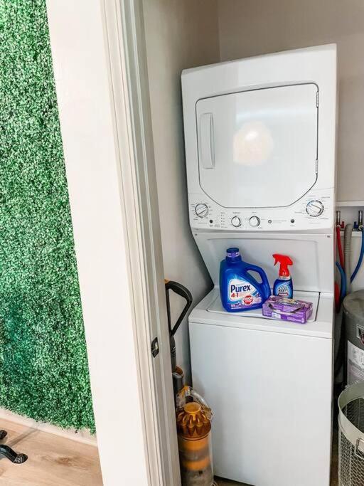Blue Bungalow W/ Free Golf Cart 1/2 Mi From Square 科文顿 外观 照片