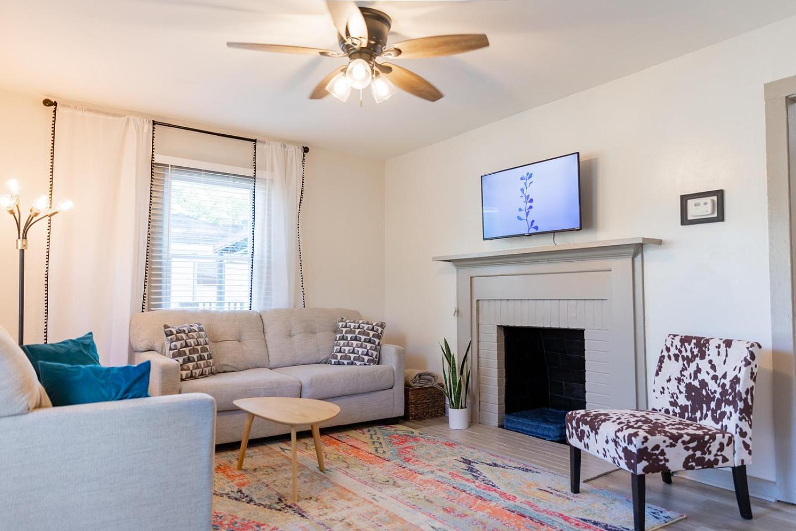 Blue Bungalow W/ Free Golf Cart 1/2 Mi From Square 科文顿 外观 照片