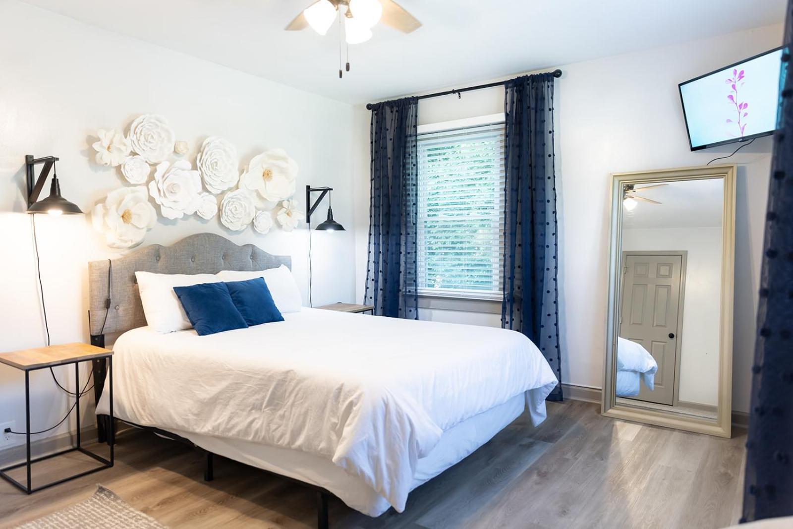 Blue Bungalow W/ Free Golf Cart 1/2 Mi From Square 科文顿 外观 照片