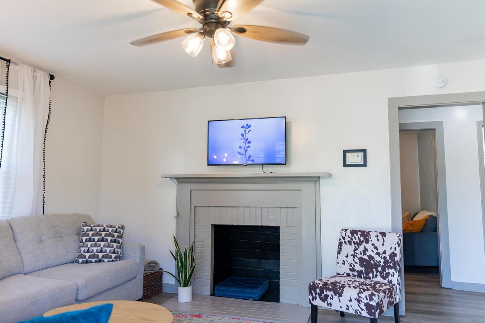 Blue Bungalow W/ Free Golf Cart 1/2 Mi From Square 科文顿 外观 照片
